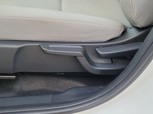 Used 2022 Honda HR-V EX image 22