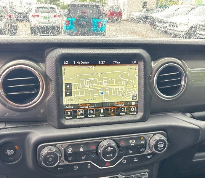 Used 2023 Jeep Wrangler Unlimited Sahara w/ Safety Group AWD/4WD image 14