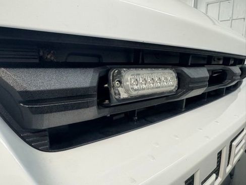 Used 2022 Chevrolet Silverado 2500 Custom w/ Custom Value Package AWD/4WD image 33