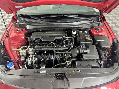 Used 2023 Hyundai Elantra Limited FWD image 33