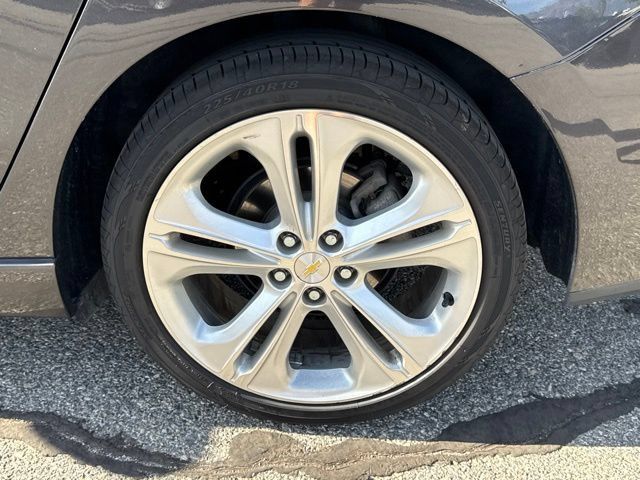 Used 2016 Chevrolet Cruze Premier FWD image 11