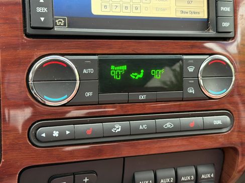 Used 2010 Ford F250 King Ranch image 20