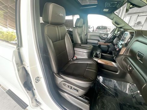 Used 2022 Chevrolet Silverado 1500 High Country image 30