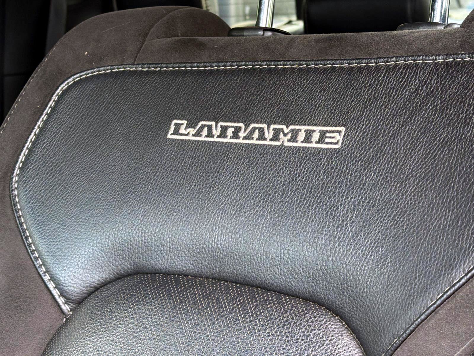 Used 2023 RAM 1500 Laramie AWD/4WD image 11