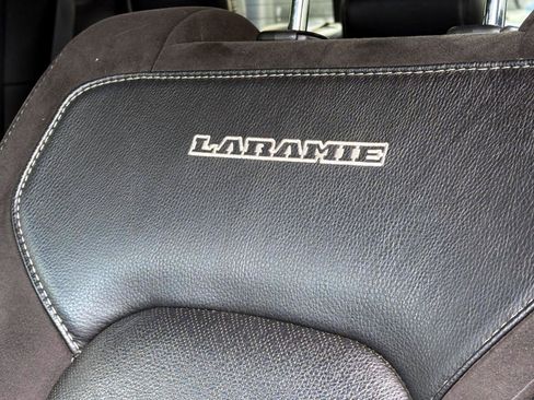 Used 2023 RAM 1500 Laramie AWD/4WD image 11