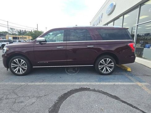 Used 2021 Ford Expedition Max Platinum AWD/4WD image 2