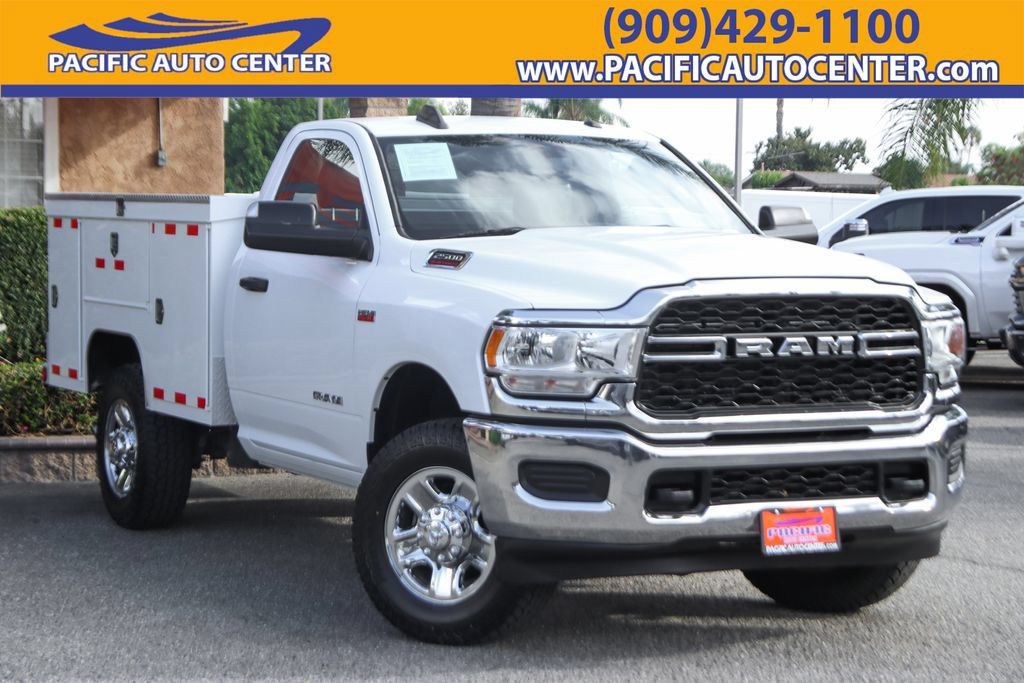 Used 2022 RAM 2500 Tradesman AWD/4WD image 1