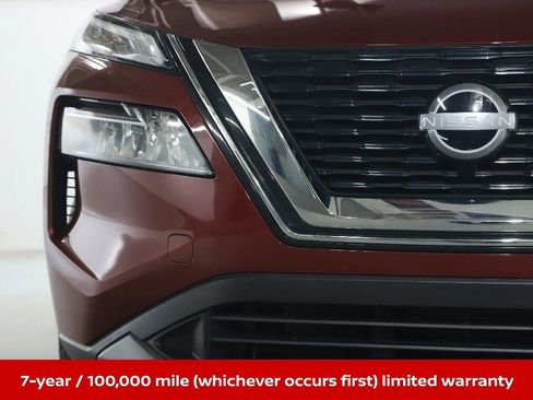 Certified 2023 Nissan Rogue SV image 9