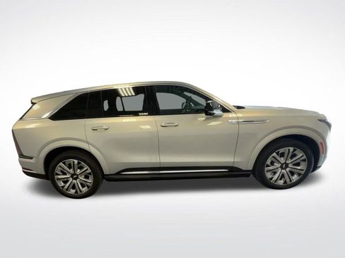 New 2025 Cadillac Escalade IQ Luxury 1 w/ LPO, Radiant Package image 13