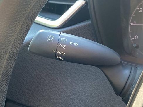 Used 2024 Toyota Corolla LE FWD image 21