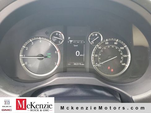 Used 2021 Lexus GX 460 Premium w/ Premium Package AWD/4WD image 15