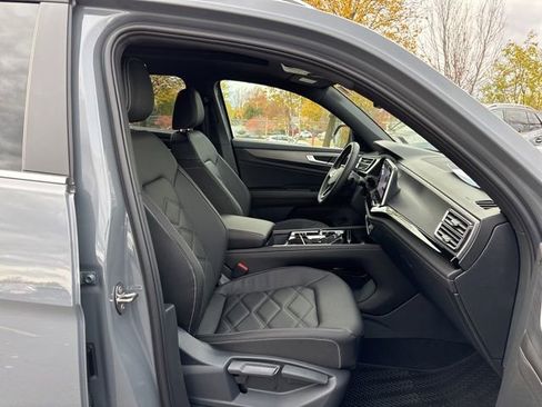 New 2026 Volkswagen Atlas Cross Sport SE image 9