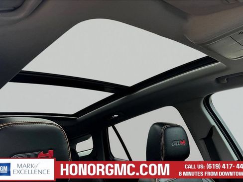 Used 2023 GMC Terrain AT4 AWD/4WD image 27