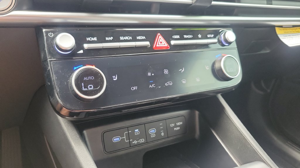 Certified 2025 Hyundai Tucson SEL FWD image 19