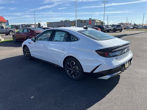 New 2024 Hyundai Sonata SEL AWD/4WD image 21
