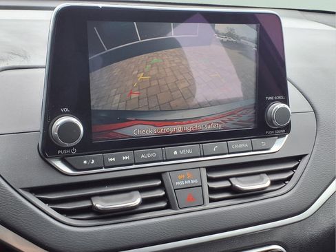 Certified 2022 Nissan Altima 2.5 SV image 26