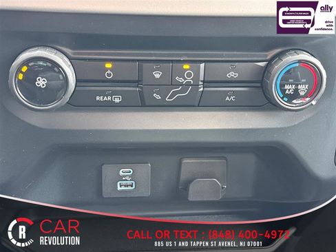 Used 2023 Ford F150 XLT AWD/4WD image 24