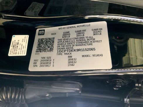 Used 2024 Chevrolet Colorado Z71 w/ Z71 Convenience Package 2 AWD/4WD image 33