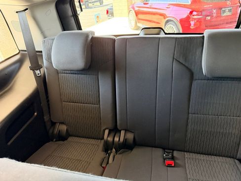 Used 2018 GMC Yukon SLE w/ HD Trailering Package image 16