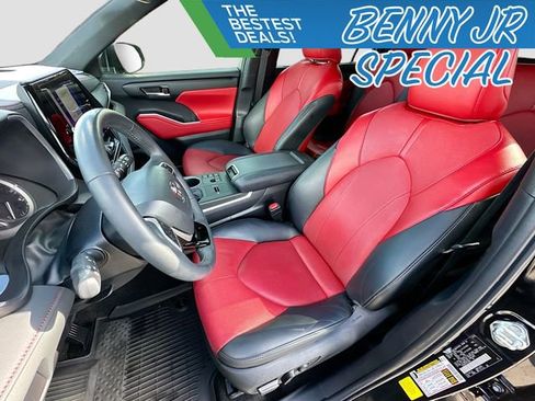 Used 2024 Toyota Highlander XSE image 20