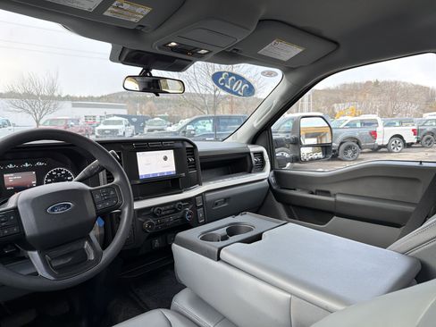 Used 2023 Ford F350 XL image 15