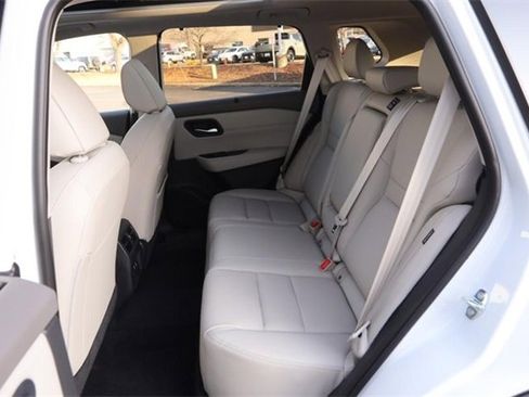 Certified 2024 Nissan Rogue SL w/ SL Premium Package image 11