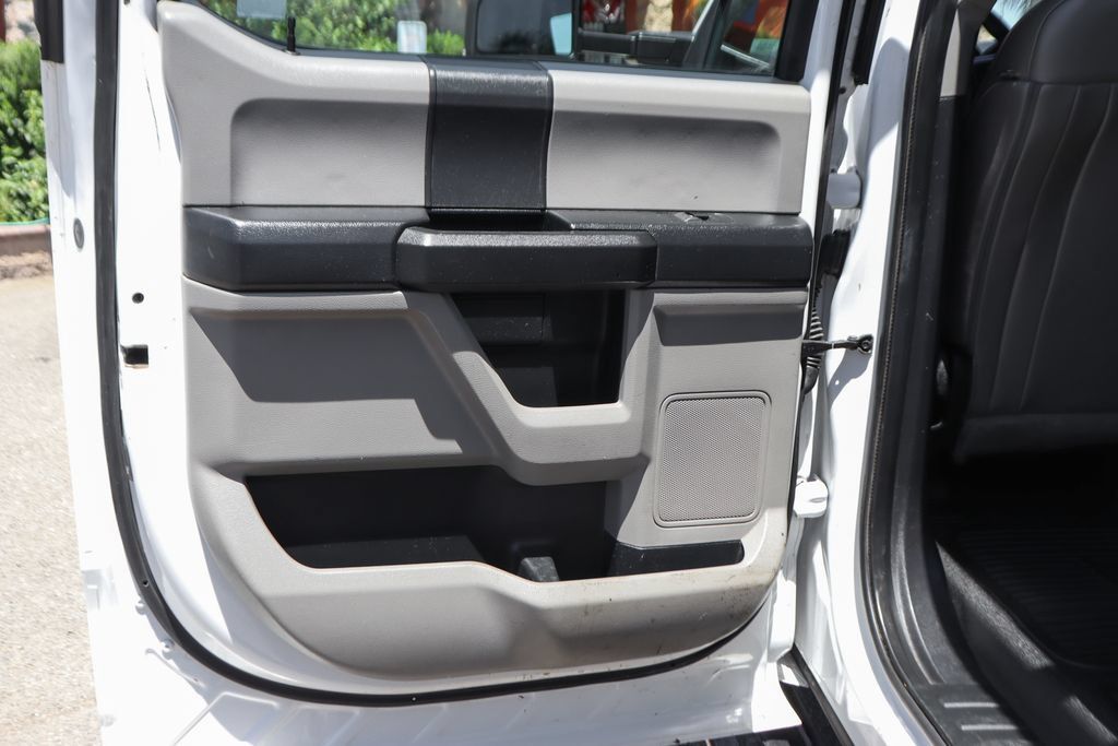 Used 2019 Ford F550 2WD Crew Cab Super Duty image 31