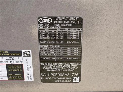 Used 2025 Land Rover Range Rover SE AWD/4WD image 24