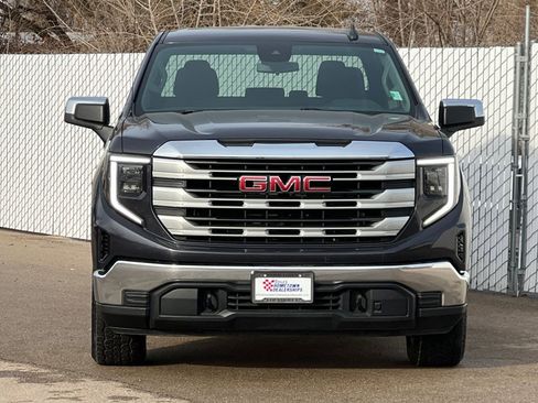 Used 2022 GMC Sierra 1500 SLE image 6