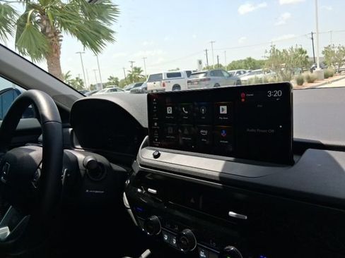 Used 2025 Honda Accord Touring image 11