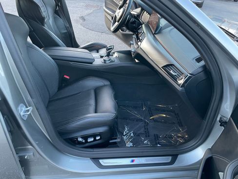 Used 2019 BMW M5 w/ Executive Package image 12