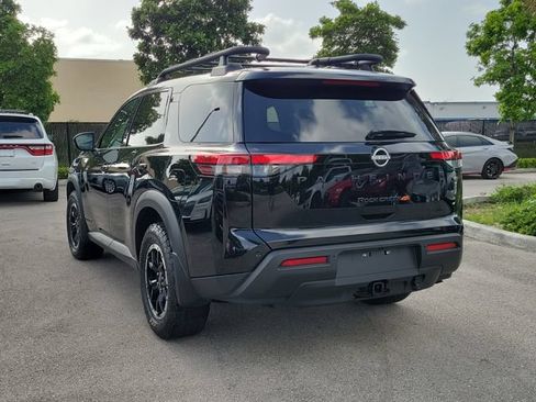 Used 2025 Nissan Pathfinder Rock Creek AWD/4WD image 4