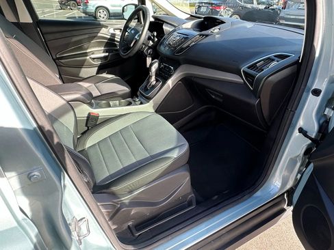 Used 2013 Ford C-MAX SE image 17