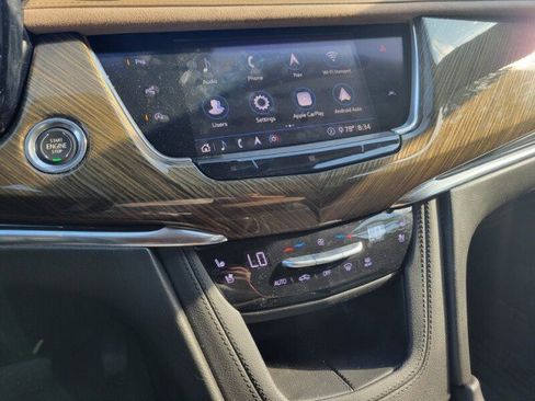 Used 2020 Cadillac XT6 Premium Luxury w/ Platinum Package FWD image 20