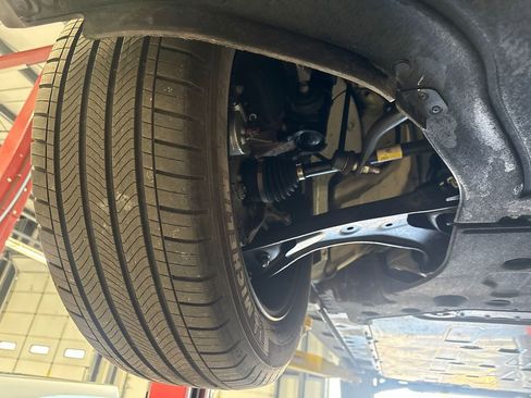 Used 2024 Hyundai Ioniq 5 SE image 4