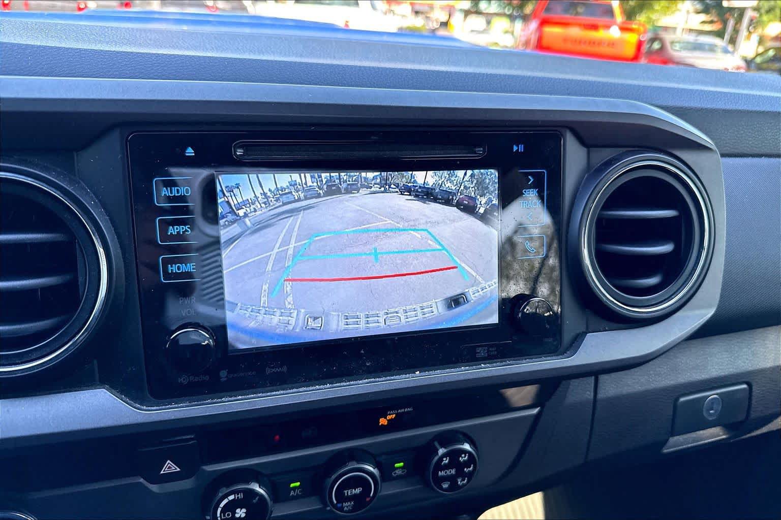 Used 2018 Toyota Tacoma TRD Sport w/ Technology Package RWD image 25