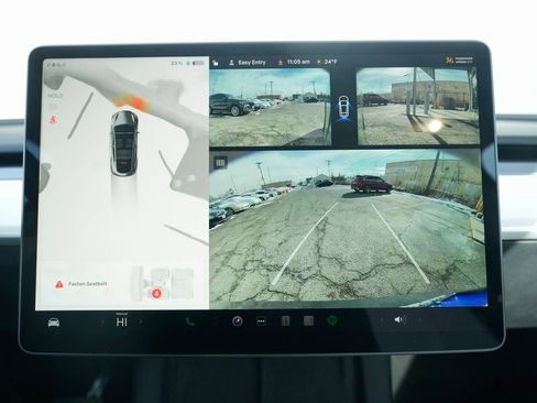 Used 2023 Tesla Model Y 2WD image 45