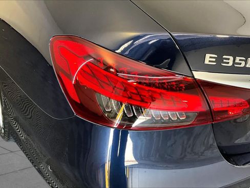 Used 2023 Mercedes-Benz E 350 4MATIC Sedan image 28