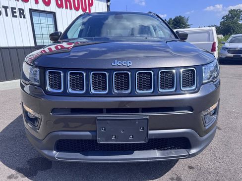 Used 2019 Jeep Compass Latitude AWD/4WD image 3