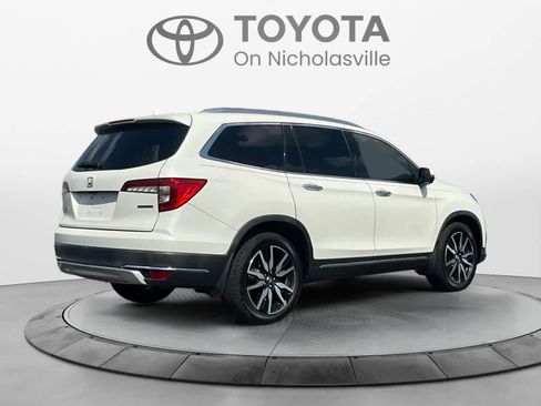 Used 2019 Honda Pilot Touring image 5
