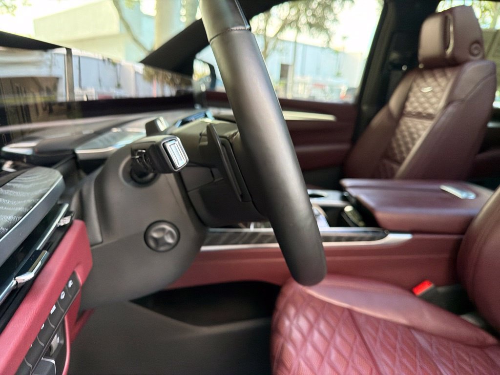 Used 2025 Cadillac Escalade Premium Luxury w/ Touring Package AWD/4WD image 58