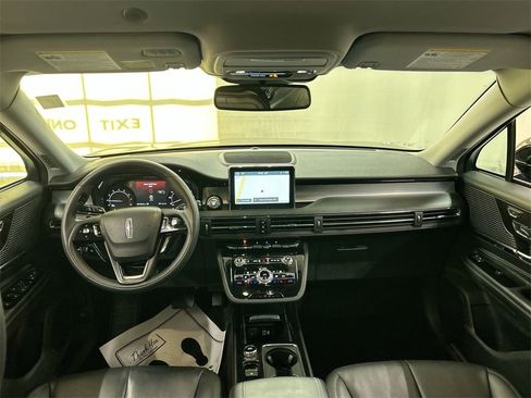 Used 2022 Lincoln Corsair AWD w/ Equipment Group 101A image 19