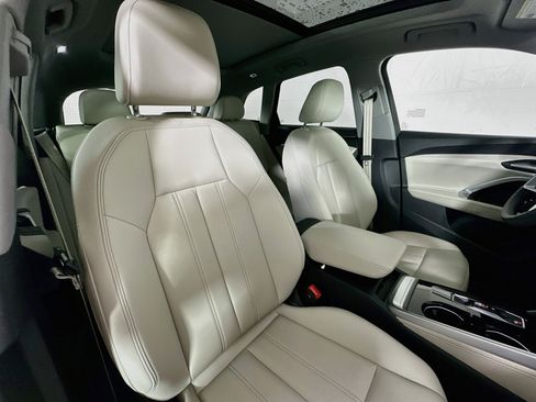 Used 2025 Audi Q5 Premium w/ Convenience Package AWD/4WD image 28