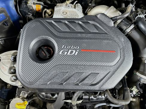 Used 2020 Hyundai Santa Fe Limited FWD image 35