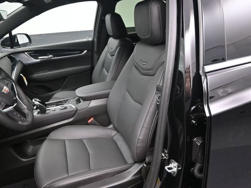 New 2026 Cadillac XT5 Premium Luxury image 10
