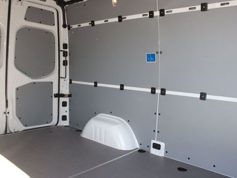 New 2025 Mercedes-Benz Sprinter 2500 image 25