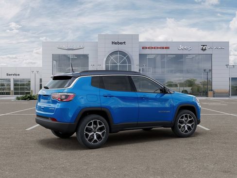 New 2026 Jeep Compass Limited AWD/4WD image 4