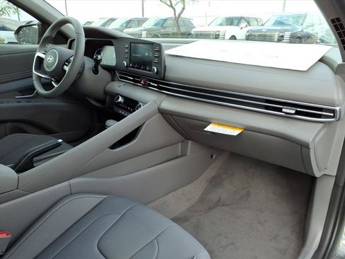 New 2026 Hyundai Elantra Sport image 6