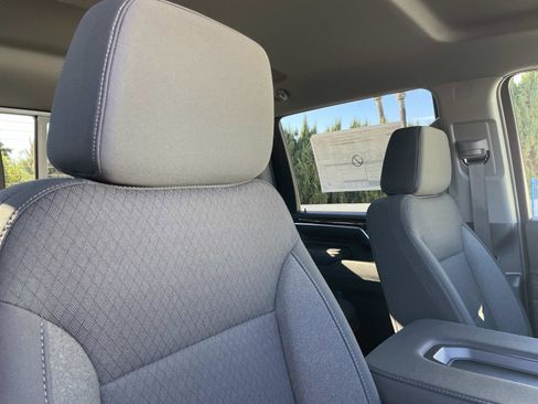 New 2026 GMC Sierra 2500 SLE w/ SLE Value Package; image 28