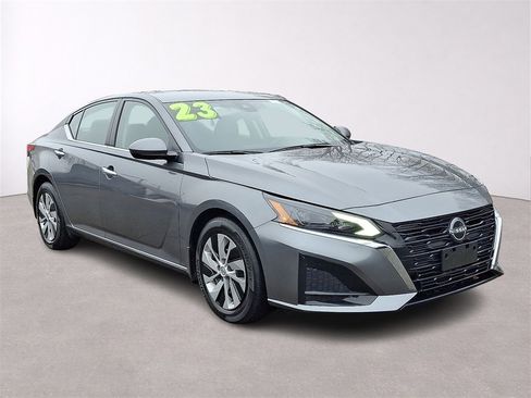 Used 2023 Nissan Altima 2.5 S image 1